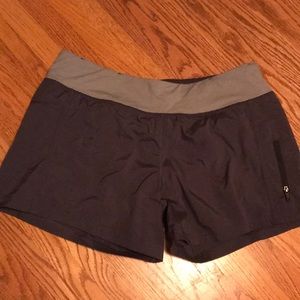 Lululemon shorts perfect condition